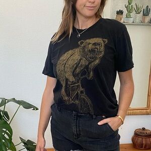Black American Apparel tee w bear design